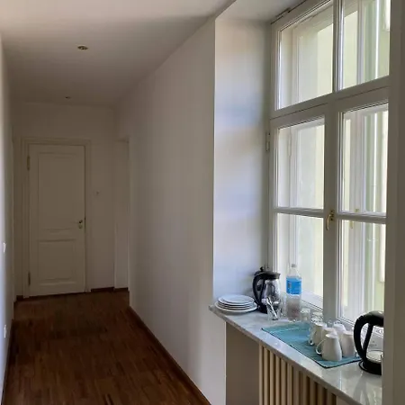 Πανσιόν Private 5 Min Walk From Old Town